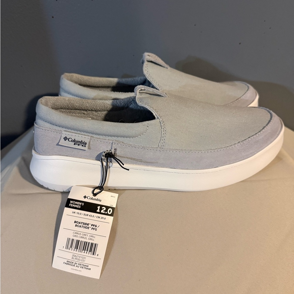 Columbia Women's Light Gray Moccasins
